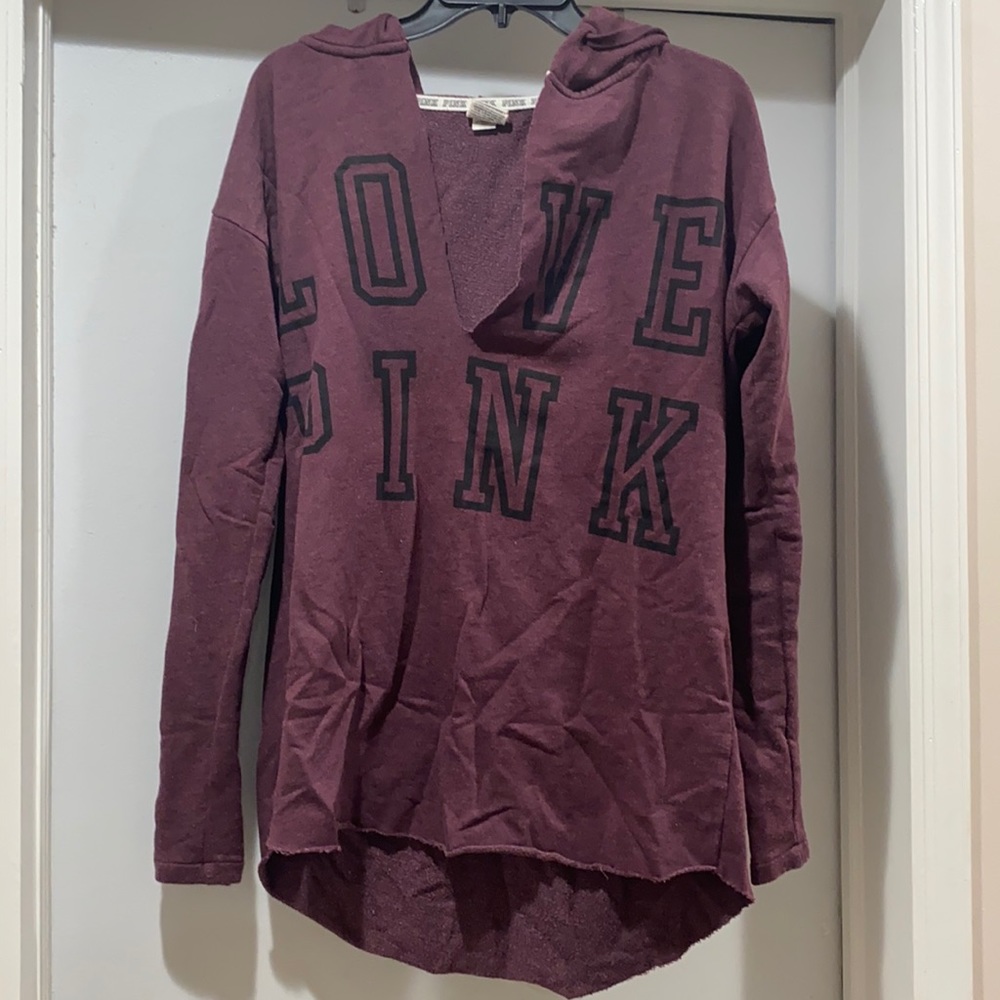 Pink "Love Pink" sweatshirt. Size M.